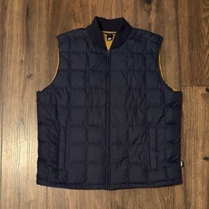 Eddie Bauer Navy Quilted Puffer Vest with Gold Lining
